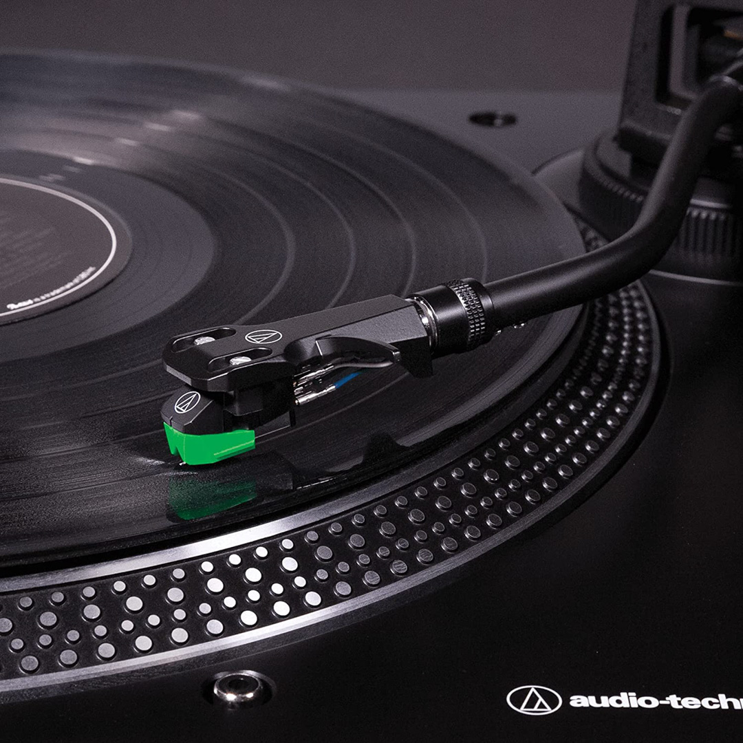 La platine vinyle Audio Technica LP 120 